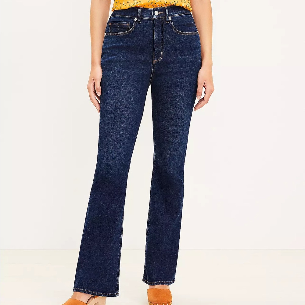 Loft Curvy Slim Jeans Size 2 NWT Flare Leg High Rise